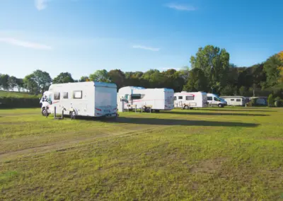 Stellplätze im Bereich W auf dem Campingplatz